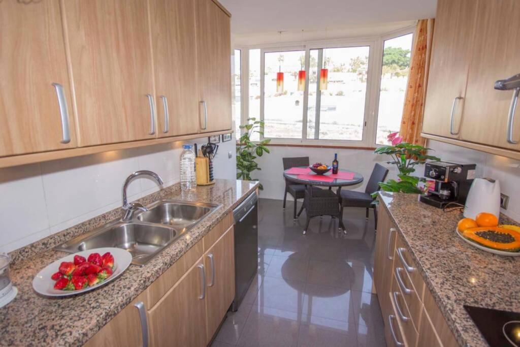Casa Tres Vistas Luxury Apartment With Stunning Views To The Ocean Пуерто-де-Сантьяго Екстер'єр фото